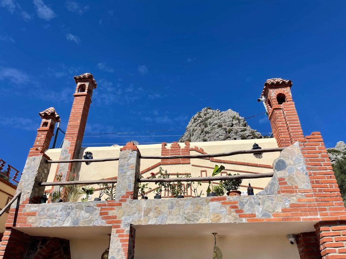 Riad Bab Mahruk Chefchaouen Buitenkant foto