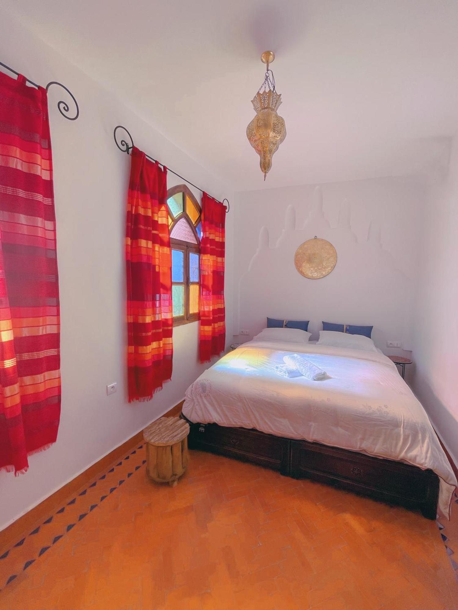 Riad Bab Mahruk Chefchaouen Buitenkant foto